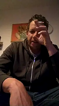 Snapshot of Knuffelstaaf123 chatting on 14, 4, 2026 Knuffelstaaf123 online show from 14, 4, 2026