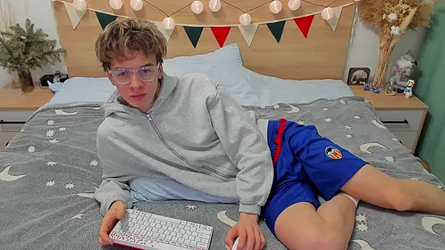 Fandi 777 online show from 22, 1, 2025