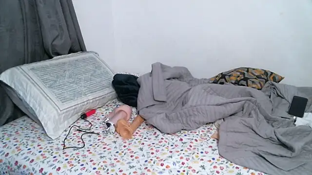 Snapshot of chicantonella chatting on 14, 9, 2025 chicantonella online show from 14, 9, 2025