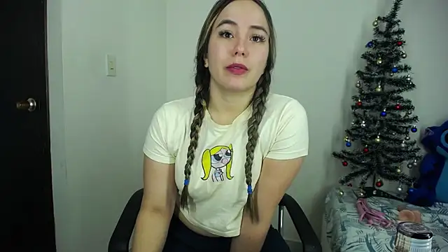 LauraSofia Cam online show from 17, 12, 2025