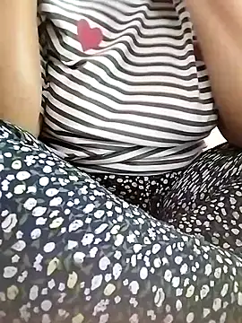 Snapshot of tahra-19 chatting on 27, 12, 2024 tahra-19 online show from 27, 12, 2024