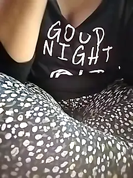 Snapshot of tahra-19 chatting on 31, 1, 2025 tahra-19 online show from 31, 1, 2025