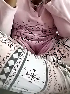 Snapshot of tahra-19 chatting on 10, 2, 2025 tahra-19 online show from 10, 2, 2025