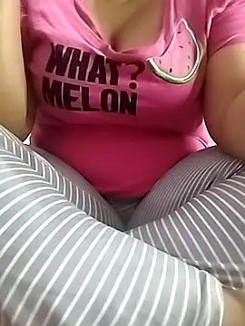 Snapshot of tahra-19 chatting on 12, 2, 2025 tahra-19 online show from 12, 2, 2025