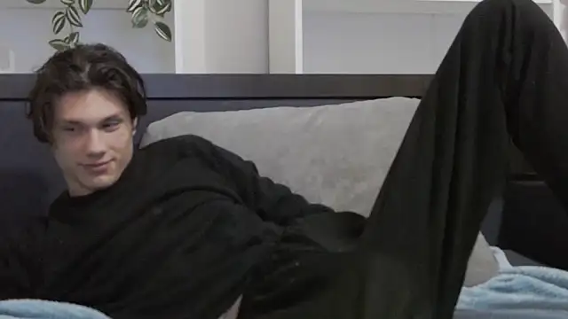 Snapshot of CalvinCay chatting on 10, 1, 2025 CalvinCay online show from 10, 1, 2025