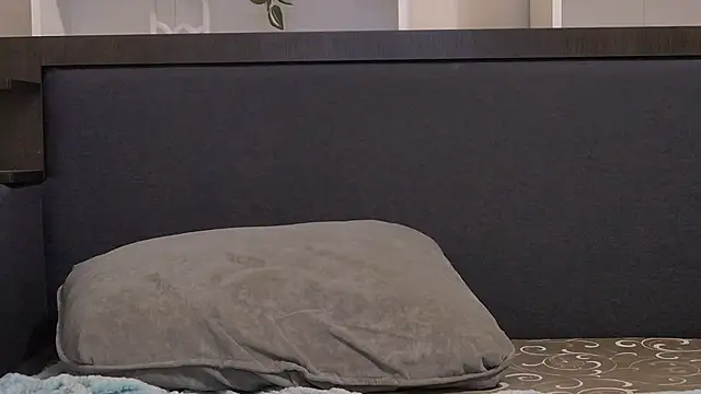 Snapshot of CalvinCay chatting on 16, 1, 2025 CalvinCay online show from 16, 1, 2025