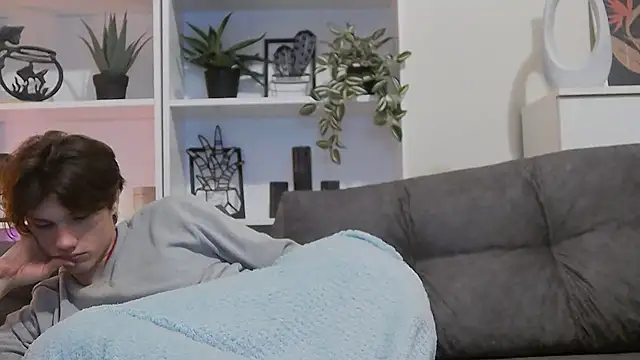 Snapshot of CalvinCay chatting on 11, 3, 2025 CalvinCay online show from 11, 3, 2025