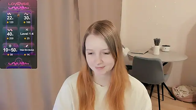 Snapshot of Alyaley chatting on 1, 2, 2025 Alyaley online show from 1, 2, 2025