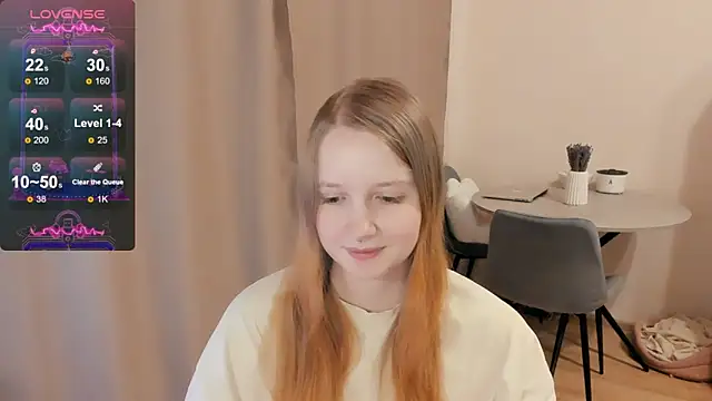 Snapshot of Alyaley chatting on 2, 2, 2025 Alyaley online show from 2, 2, 2025