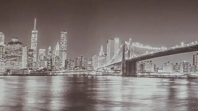 Astoria Moon online show from 5, 2, 2026