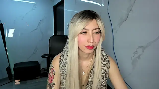 LilithCooperr  online show from 10, 10, 2025