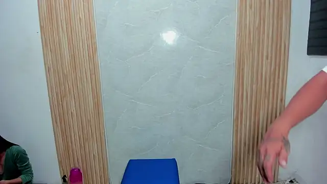 wild demongirl online show from 9, 4, 2026