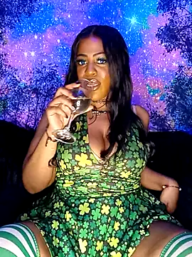 Snapshot of AmazonianMistress chatting on 17, 3, 2026 AmazonianMistress online show from 17, 3, 2026