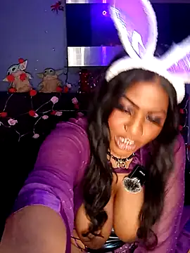 Snapshot of AmazonianMistress chatting on 4, 4, 2026 AmazonianMistress online show from 4, 4, 2026