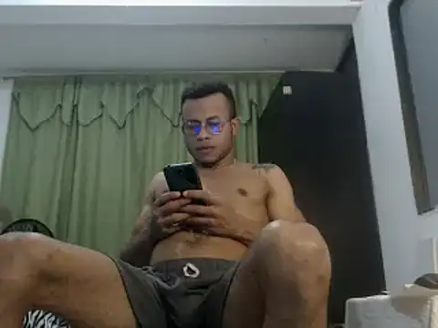 grandominantex1 online show from 10, 2, 2025