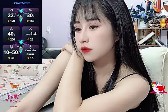 Snapshot of _LLisa_ chatting on 31, 12, 2024 LLisa online show from 31, 12, 2024