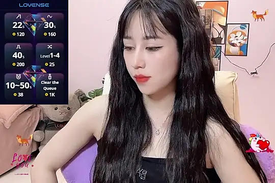 Snapshot of _LLisa_ chatting on 11, 3, 2025 LLisa online show from 11, 3, 2025