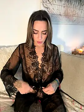 Snapshot of Alisa-Marie chatting on 16, 11, 2025 Alisa-Marie online show from 16, 11, 2025