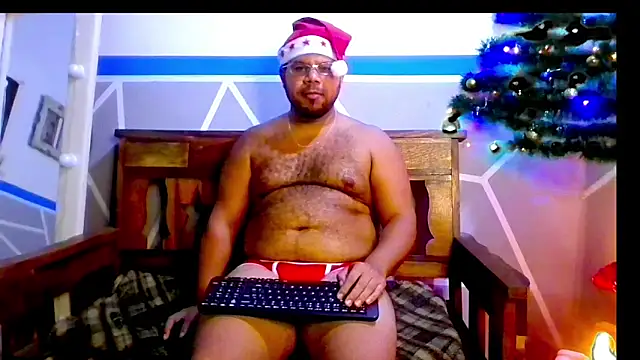 Snapshot of Evert_hairyboy chatting on 16, 12, 2025 Evert hairyboy online show from 16, 12, 2025