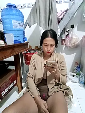 2HotAsain4u online show from 2, 3, 2025