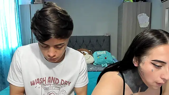 Snapshot of steban_and_kim chatting on 9, 1, 2025 steban and kim online show from 9, 1, 2025