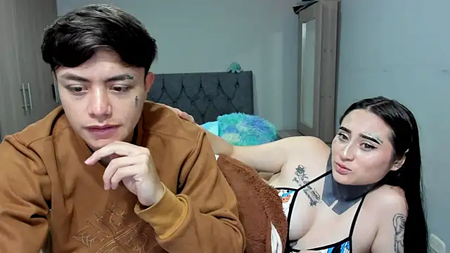 Snapshot of steban_and_kim chatting on 18, 2, 2025 steban and kim online show from 18, 2, 2025