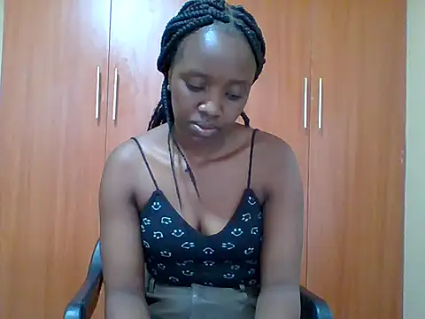 Snapshot of sexy_darleen23 chatting on 5, 11, 2025 sexy darleen23 online show from 5, 11, 2025