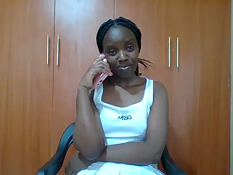 Snapshot of sexy_darleen23 chatting on 13, 11, 2025 sexy darleen23 online show from 13, 11, 2025