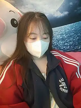 Kajisu 26 online show from 28, 2, 2025