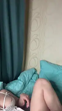 Snapshot of MrMrsRight chatting on 17, 2, 2025 MrMrsRight online show from 17, 2, 2025