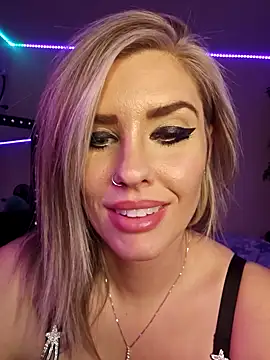 Snapshot of ellieconradxo chatting on 11, 1, 2025 ellieconradxo online show from 11, 1, 2025