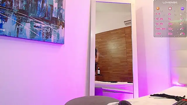 Snapshot of horny-juliette chatting on 6, 2, 2025 horny-juliette online show from 6, 2, 2025