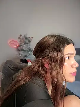 Snapshot of Zeli_66 chatting on 14, 12, 2024 Zeli 66 online show from 14, 12, 2024