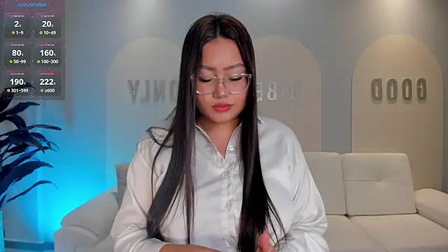 AmberLewis  online show from 25, 1, 2025