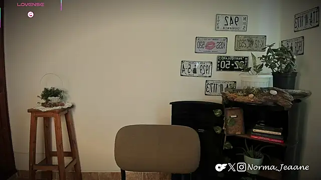 Norma-Jeaane online show from 16, 4, 2026