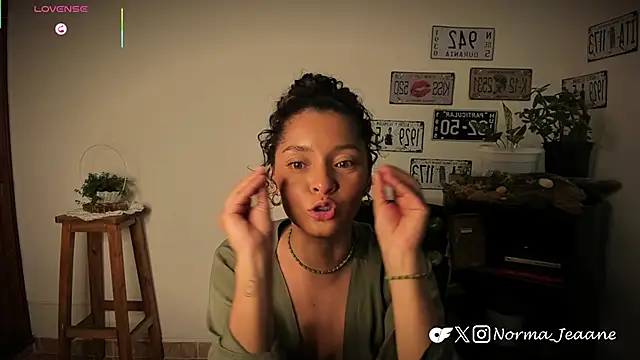 Norma-Jeaane online show from 16, 4, 2026