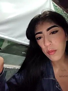 chaymae nah  online show from 17, 4, 2026