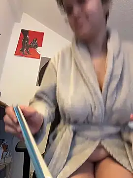 Snapshot of rafamarianoofc chatting on 21, 12, 2025 rafamarianoofc online show from 21, 12, 2025