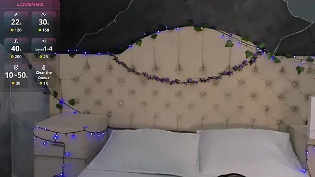 Snapshot of AmberGreyy_ chatting on 12, 11, 2025 AmberGreyy online show from 12, 11, 2025