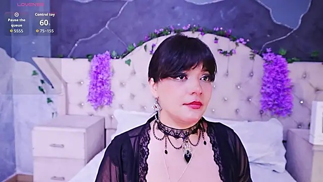 Snapshot of AmberGreyy_ chatting on 5, 7, 2026 AmberGreyy online show from 5, 7, 2026