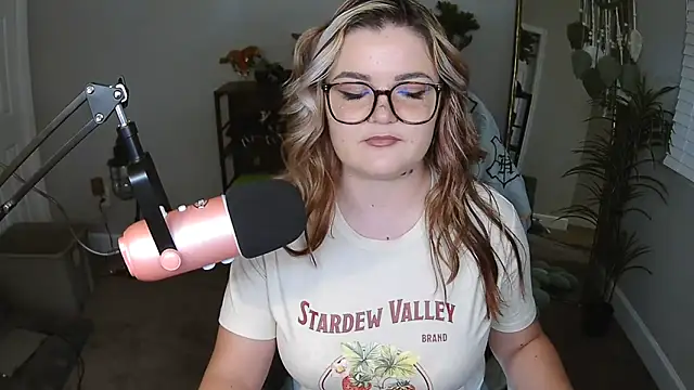 Snapshot of rodeobrii chatting on 24, 5, 2026 rodeobrii online show from 24, 5, 2026