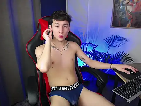 Snapshot of SebasstianGrand chatting on 12, 2, 2025 SebasstianGrand online show from 12, 2, 2025