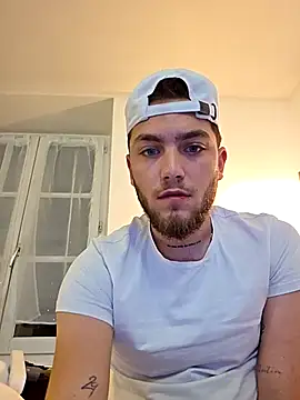 Snapshot of incr18 chatting on 24, 3, 2026 incr18 online show from 24, 3, 2026