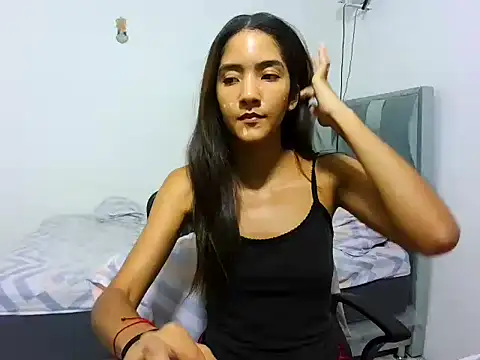 Snapshot of singlemom4 chatting on 7, 10, 2025 singlemom4 online show from 7, 10, 2025