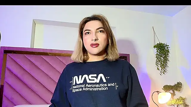 TomLondon  online show from 24, 9, 2025