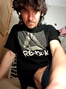 Lilsmokeshow017 online show from 29, 11, 2025