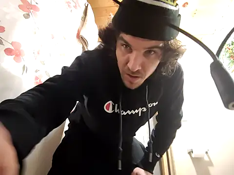 Lilsmokeshow017 online show from 21, 12, 2025