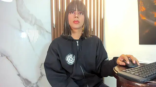 Snapshot of Tiff_Valentine chatting on 23, 2, 2025 Tiff Valentine online show from 23, 2, 2025