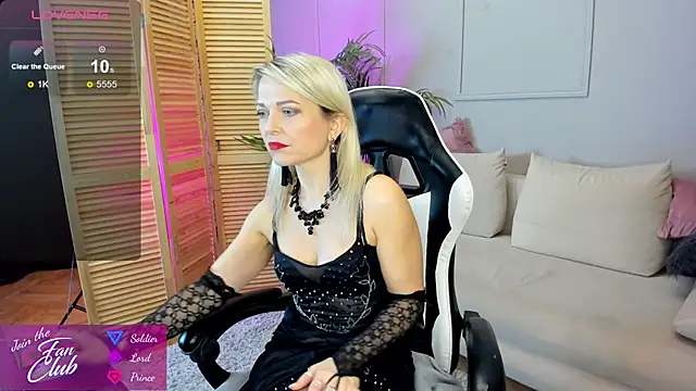 Snapshot of Gloria_Lovely chatting on 6, 12, 2024 Gloria Lovely online show from 6, 12, 2024