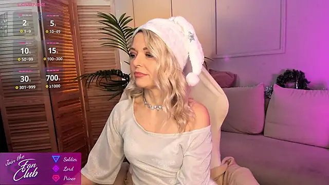 Snapshot of Gloria_Lovely chatting on 27, 12, 2024 Gloria Lovely online show from 27, 12, 2024